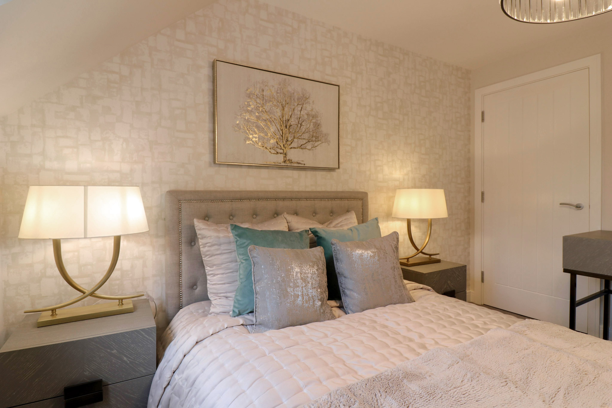 Luxuriant showhome interior bedroom